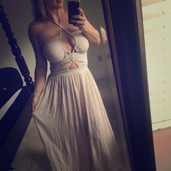 Luxxel Dresses & Skirts - Luxxel strappy maxi dress size M